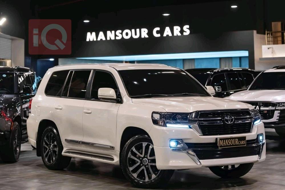 تويوتا لاندكروزر